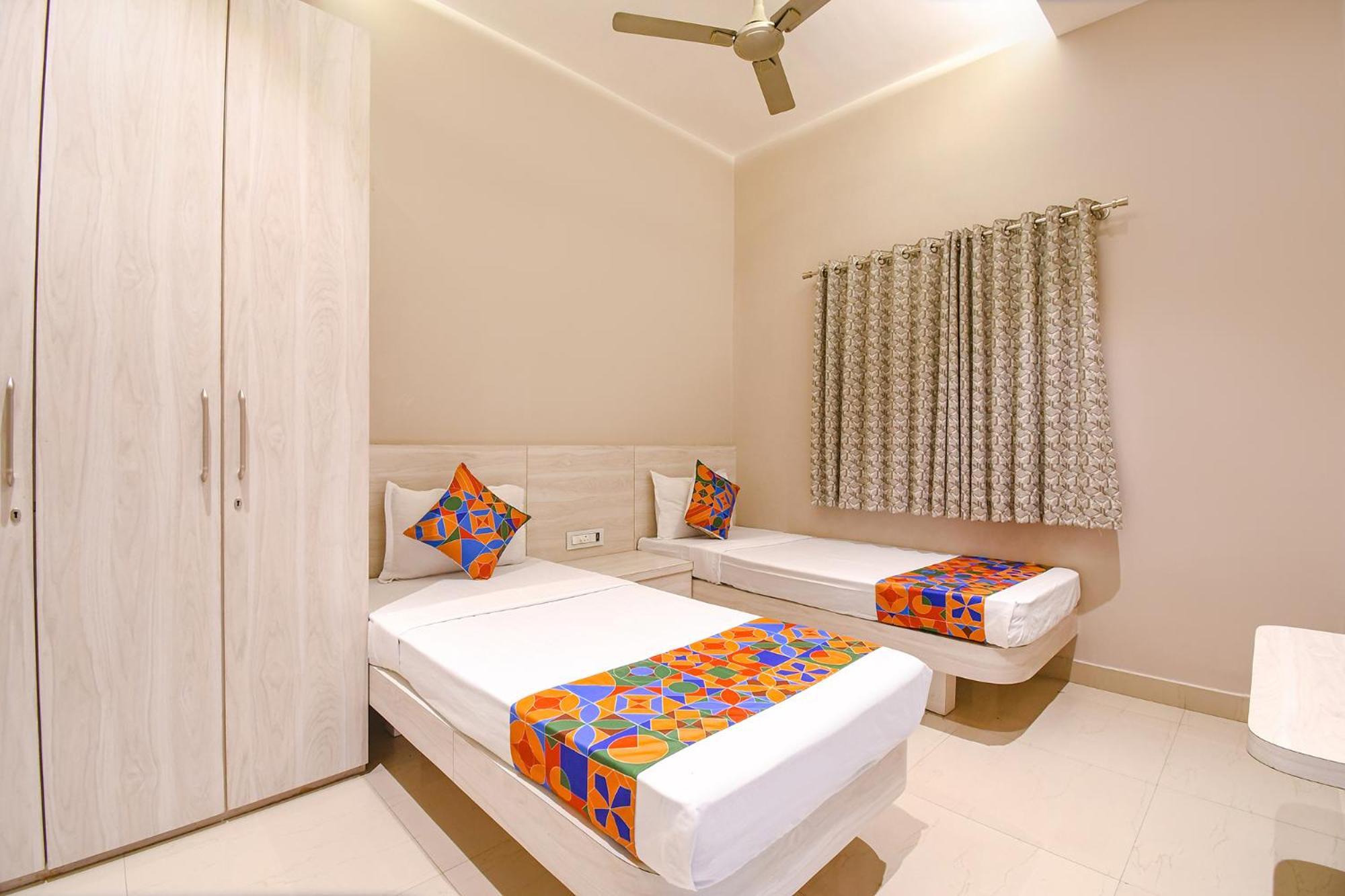 Fabhotel Kitchen Q Inn - Belaghata Calcutta Buitenkant foto